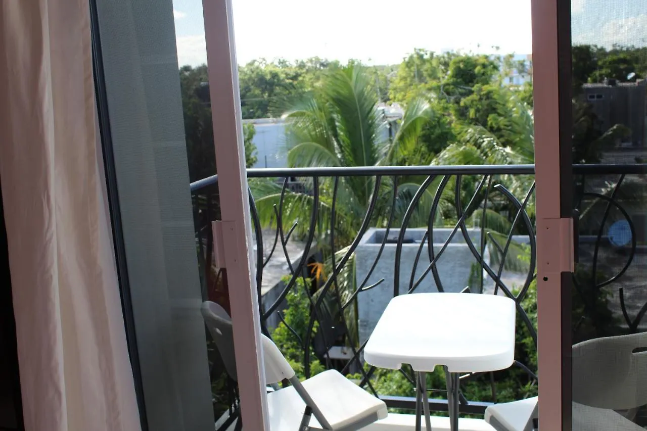 לינה וארוחת בוקר Las Mariposas Hotel טולום